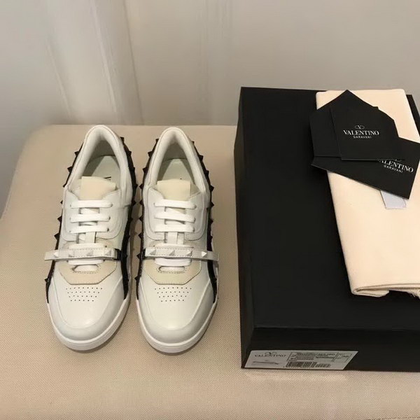 20秋季最新专柜款-华伦天奴Valentino秋季新款重工型铆钉休闲鞋 原版完美楦形.演绎完美选择的你.