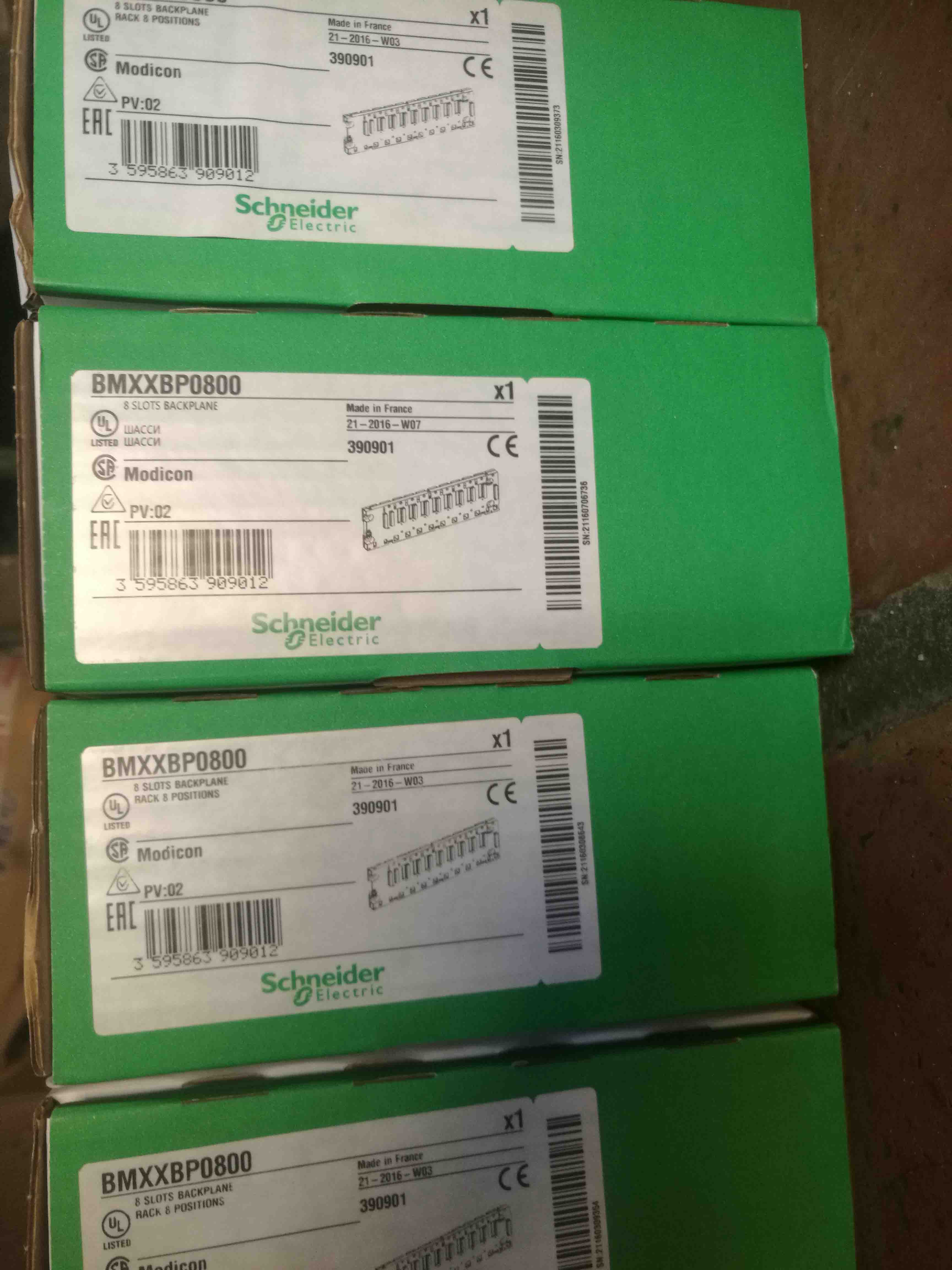 BMXXBP0800 Schneider Rack M340 - 8 slots Original Factory Sealed New