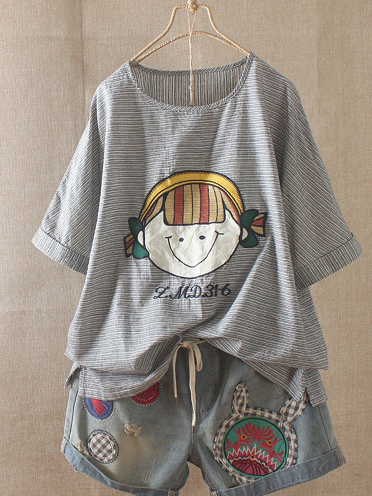 Printed Round Neck Short Sleeve Casual Shirts & Tops