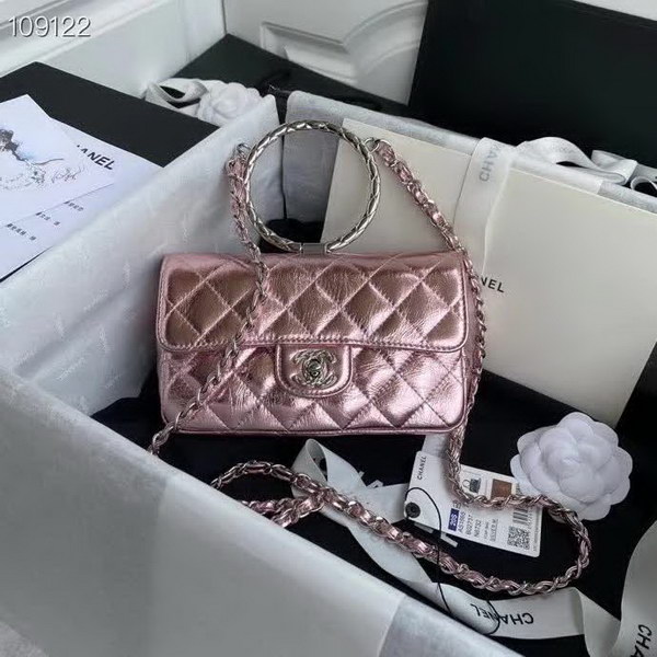 【原版皮】香奈儿/Chanel 手环包，银色金属质感圆环CF链条包，很限独特的颜色哇，不同光下折射出来不同的颜色，款号：AS1665