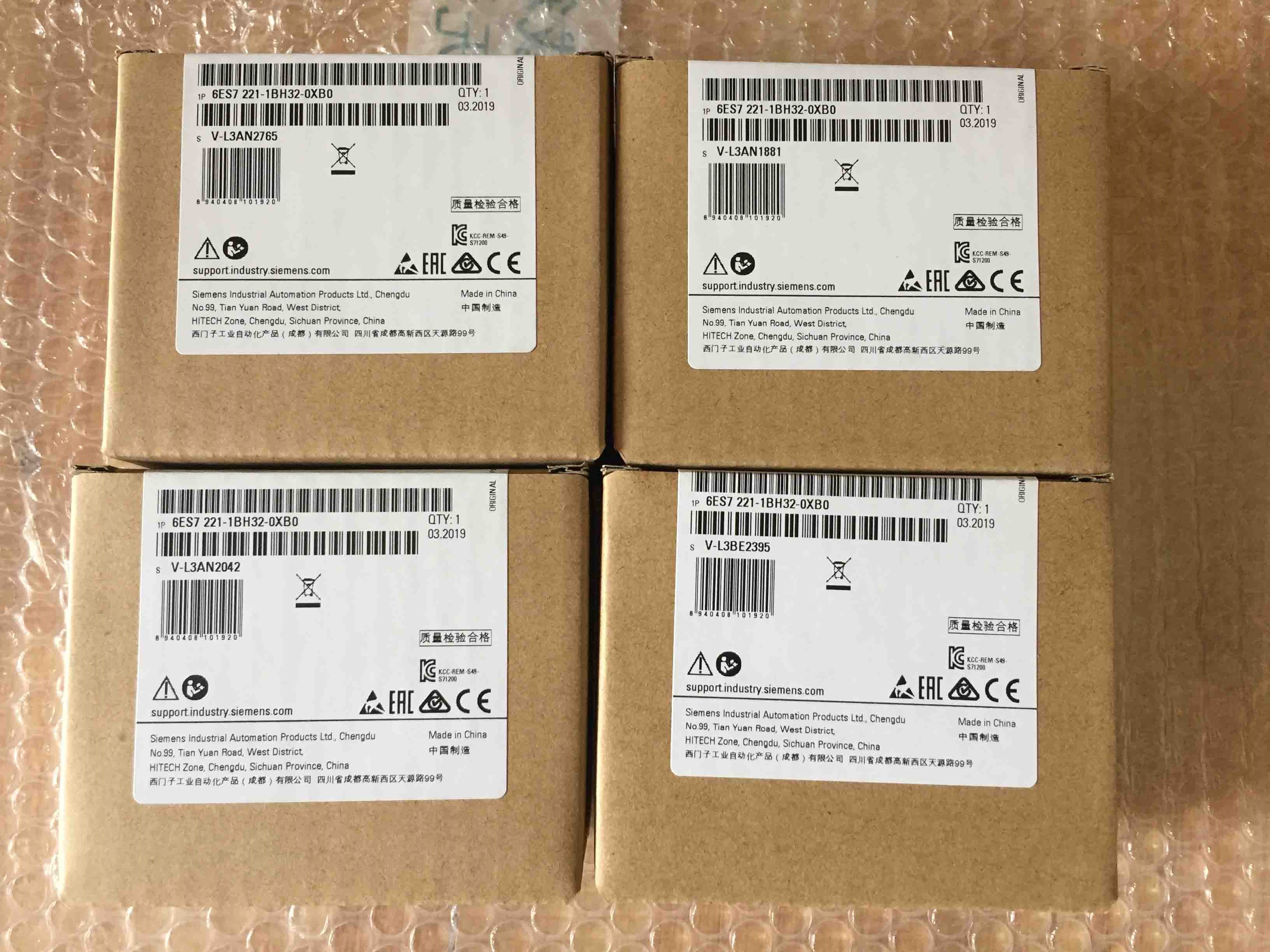 6ES7221-1BH32-0XB0 SIEMENS original new factory sealed