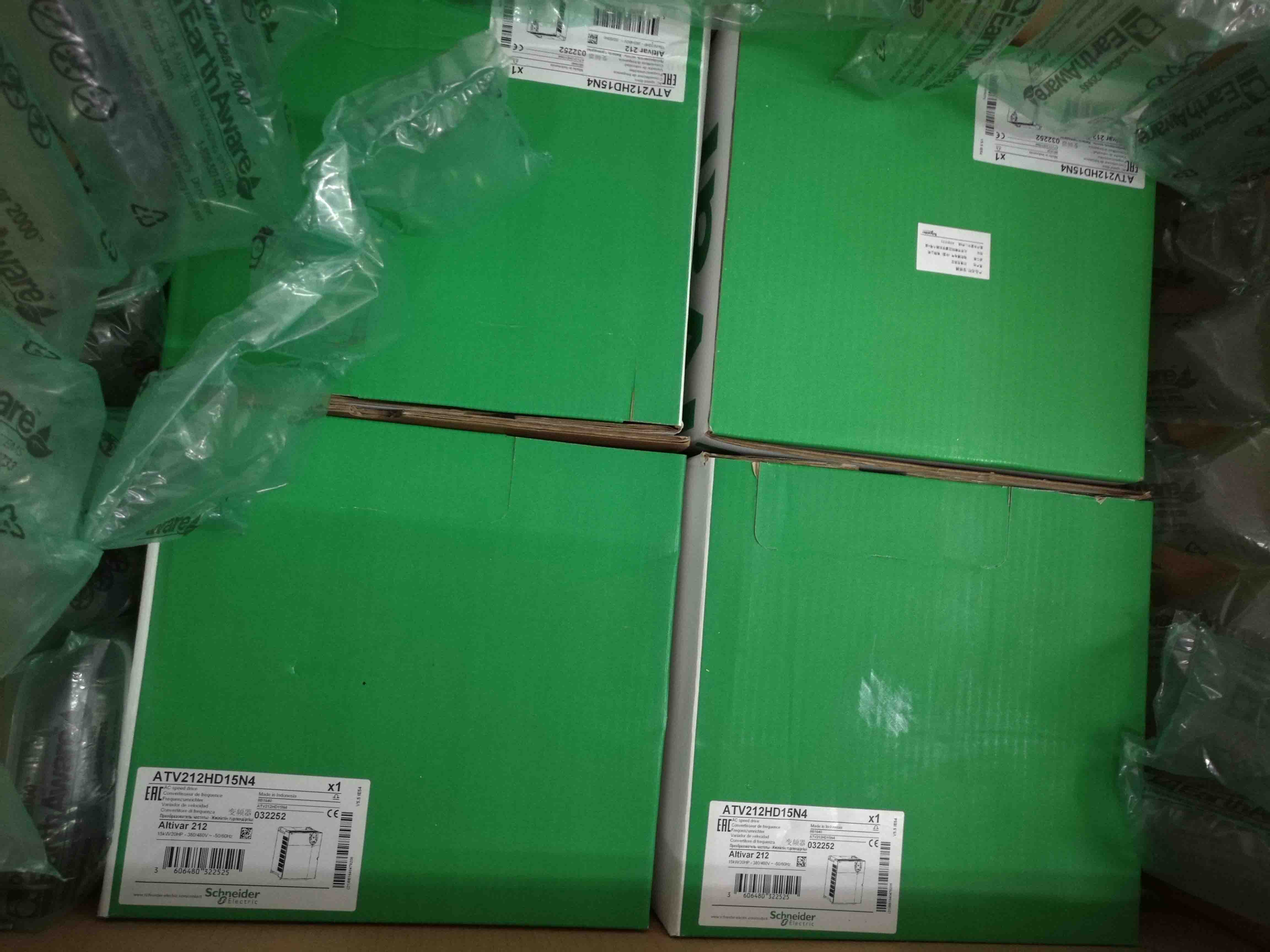 ATV212HD15N4 Schneider Variable speed drive 15kW Brandy Original Factory Sealed New