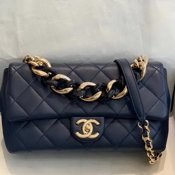 【原版皮】香奈儿/Chanel 亚克力手拎包，采用柔软细腻的进口小羊皮，经典菱格走线，单肩斜挎多用包，小香一直秉承简洁风格，低调奢华，也着实百搭，大号实用，小号俏皮：AS1354