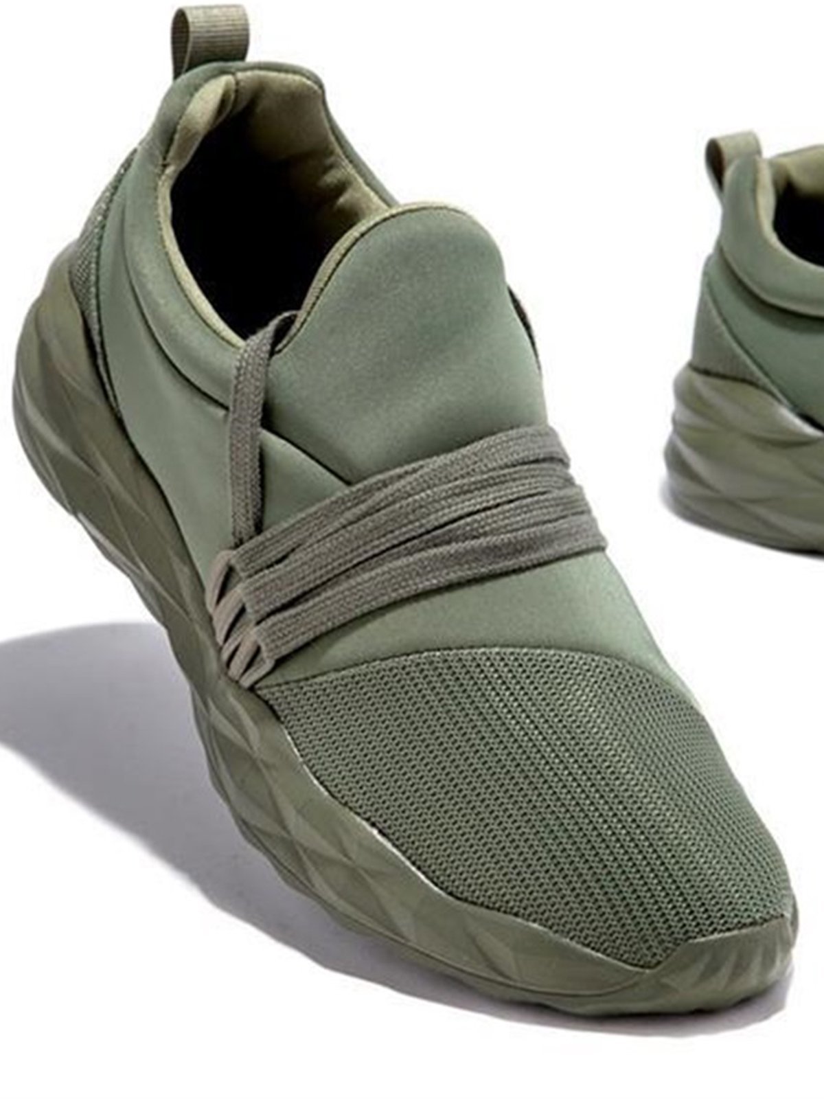 Daily Flat Heel Sneakers