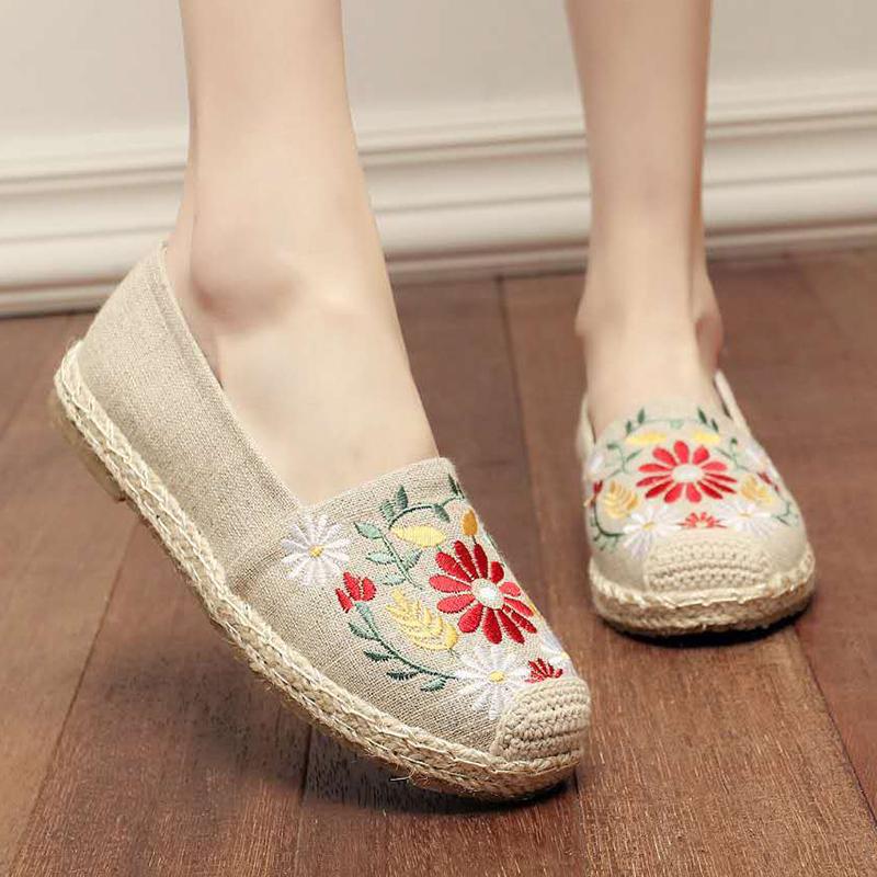 Women Floral Embroidered Loafers Casual Comfort Slip On Shoes