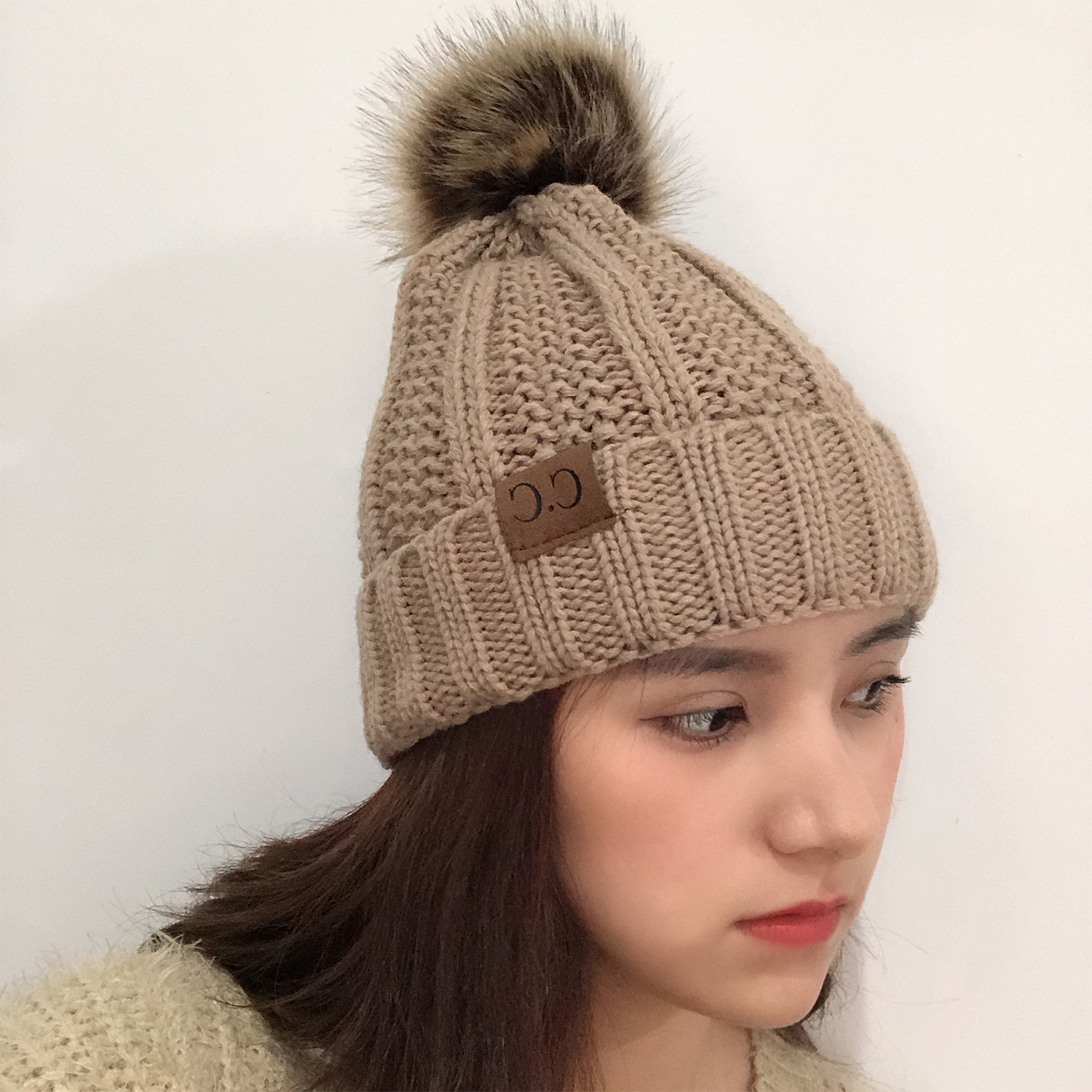 fashion Hairball knitting