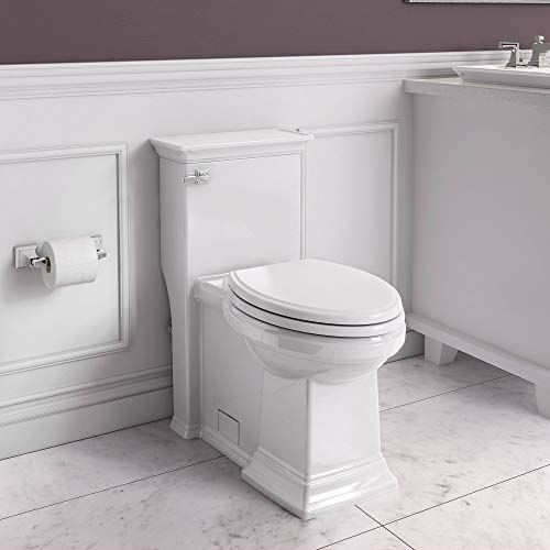 Town Square S Right Height Elongated One-Piece Toilet with Seat