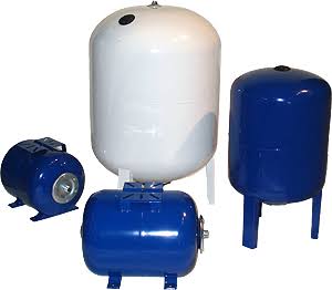 Pre-Charged 13.2 Gallon Pressure Tank, Vertical RainFlo 17732