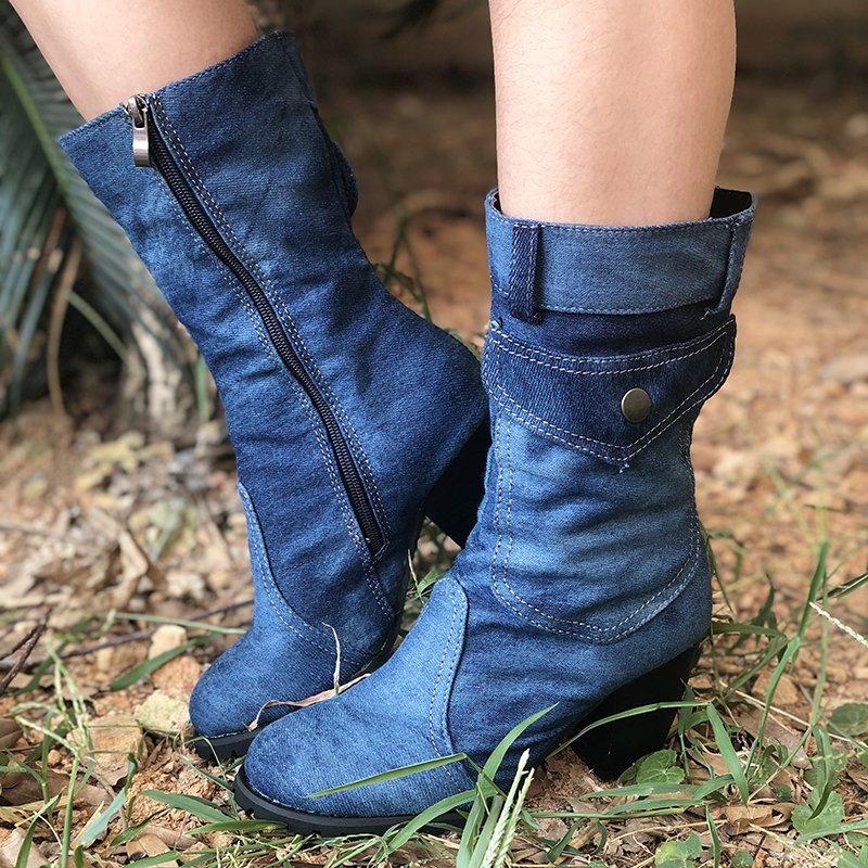 Mid-rise chunky with casual denim booties