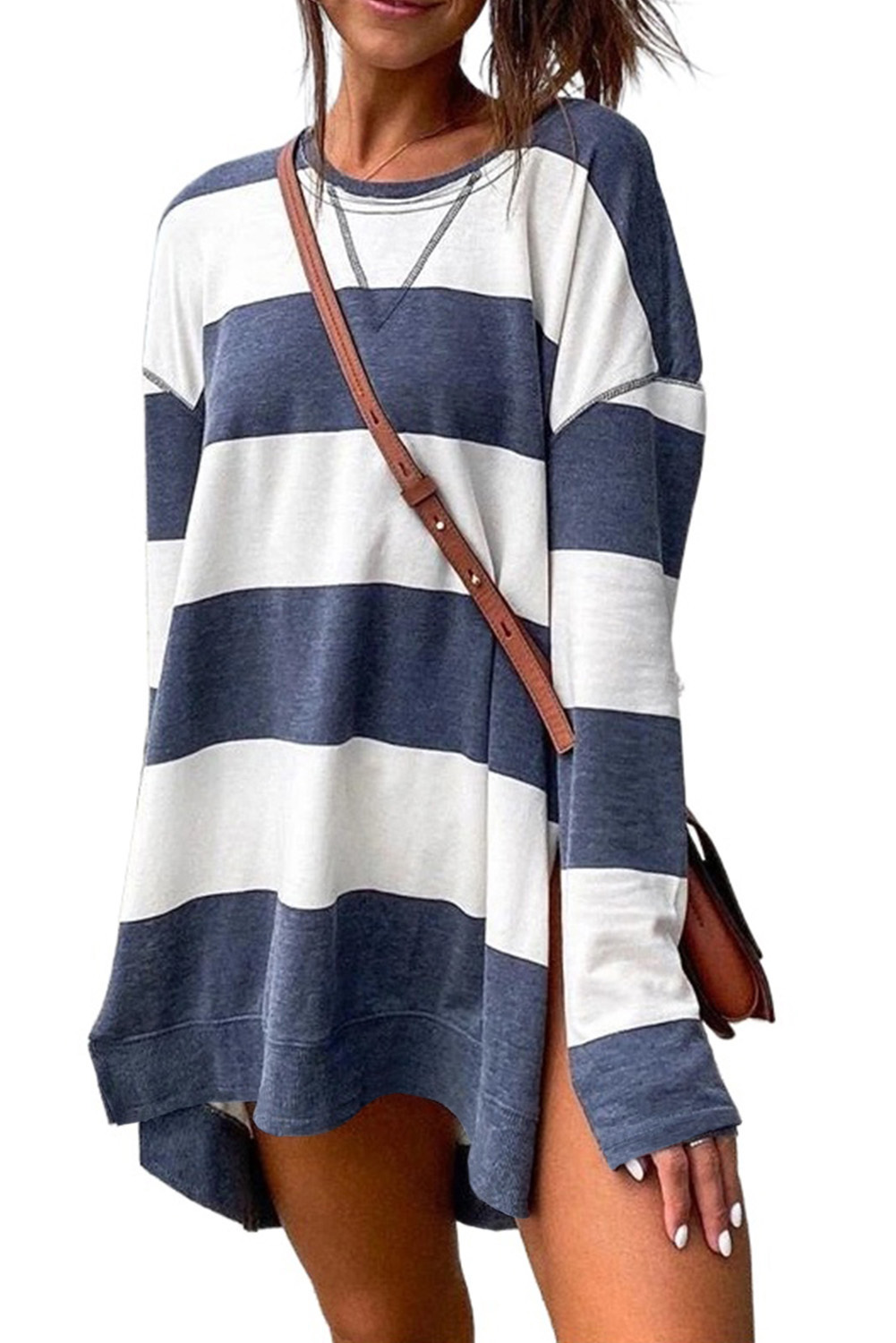 蓝色条纹圆领长袖侧开衩休闲宽松上衣