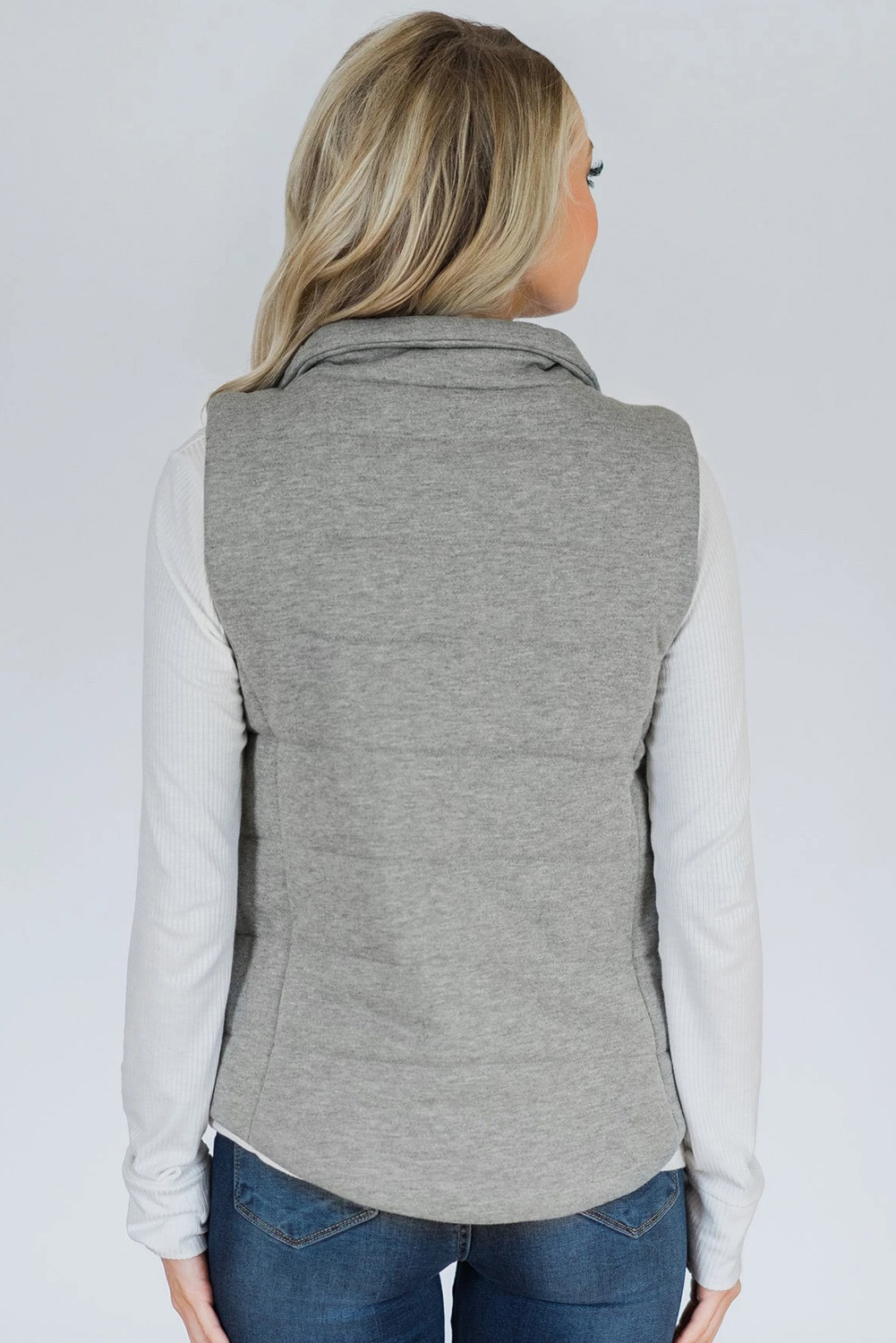 灰色保暖舒适侧口袋按扣拉链休闲马甲