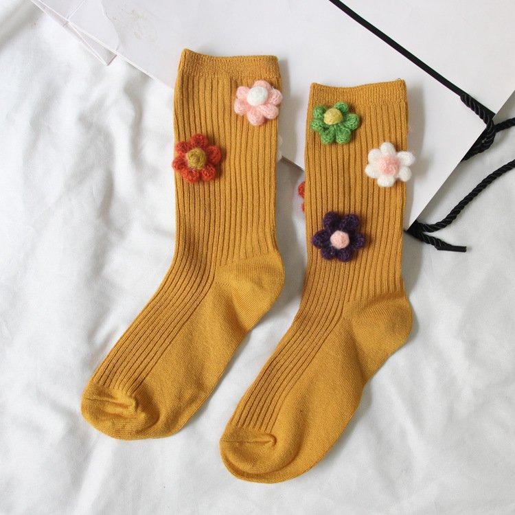 Three-dimensional flower cotton women's vertical tube socks
