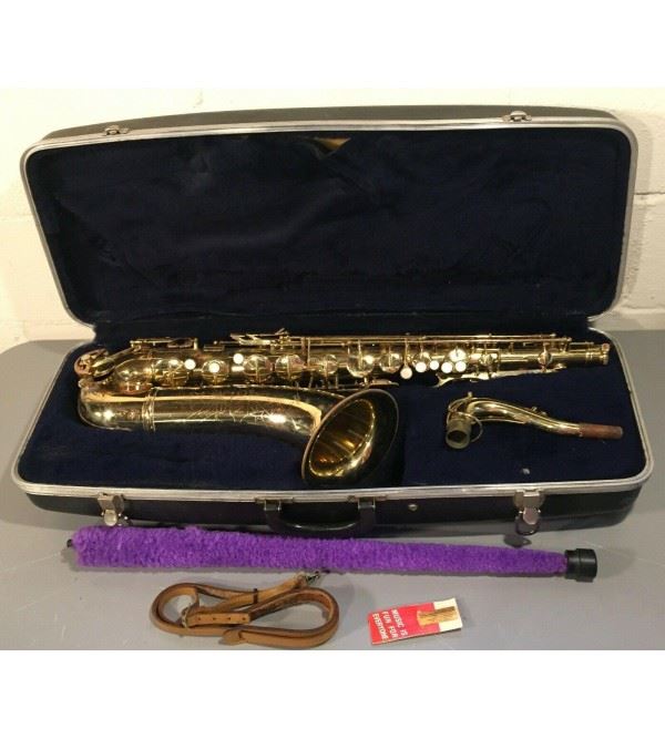 1970 Conn Tenor Saxophone w/ Case. Shooting Stars. Unknown Model.