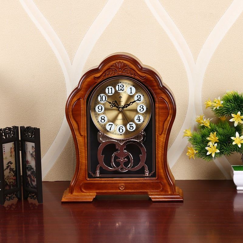 European Style Retro Living Room Household Clock With Solid Wood Clock