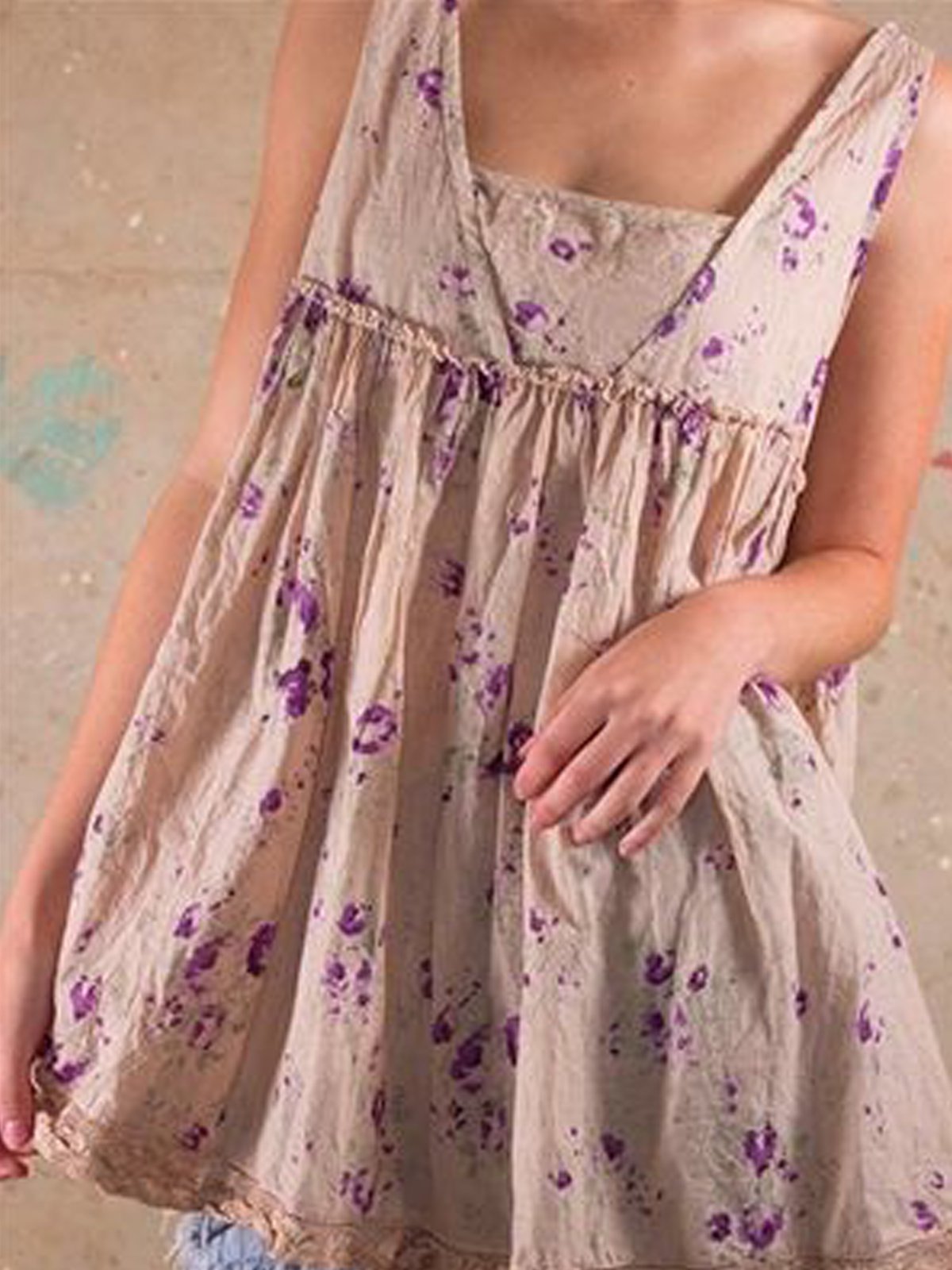 Red Square Neck Cotton Floral Sleeveless Shirts & Tops