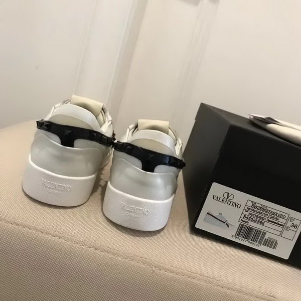 20秋季最新专柜款-华伦天奴Valentino秋季新款重工型铆钉休闲鞋 原版完美楦形.演绎完美选择的你.