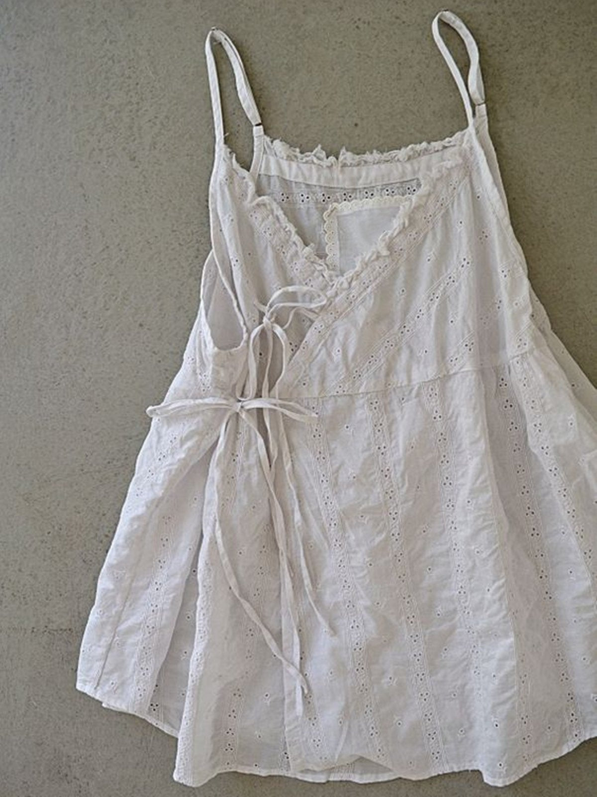 White V Neck Sleeveless Shirts & Tops