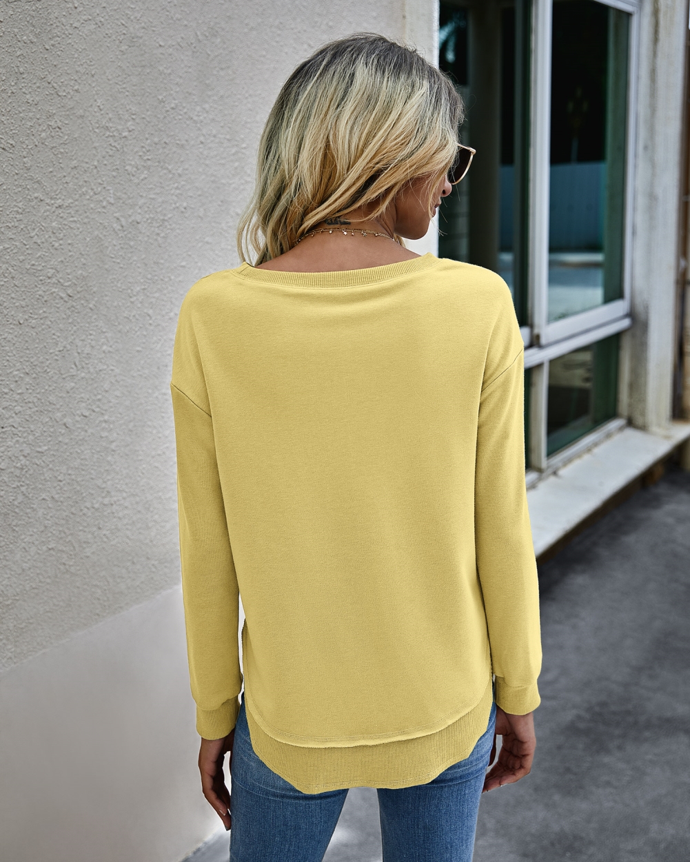 Falls Round Neck Slit Sweat Shirt