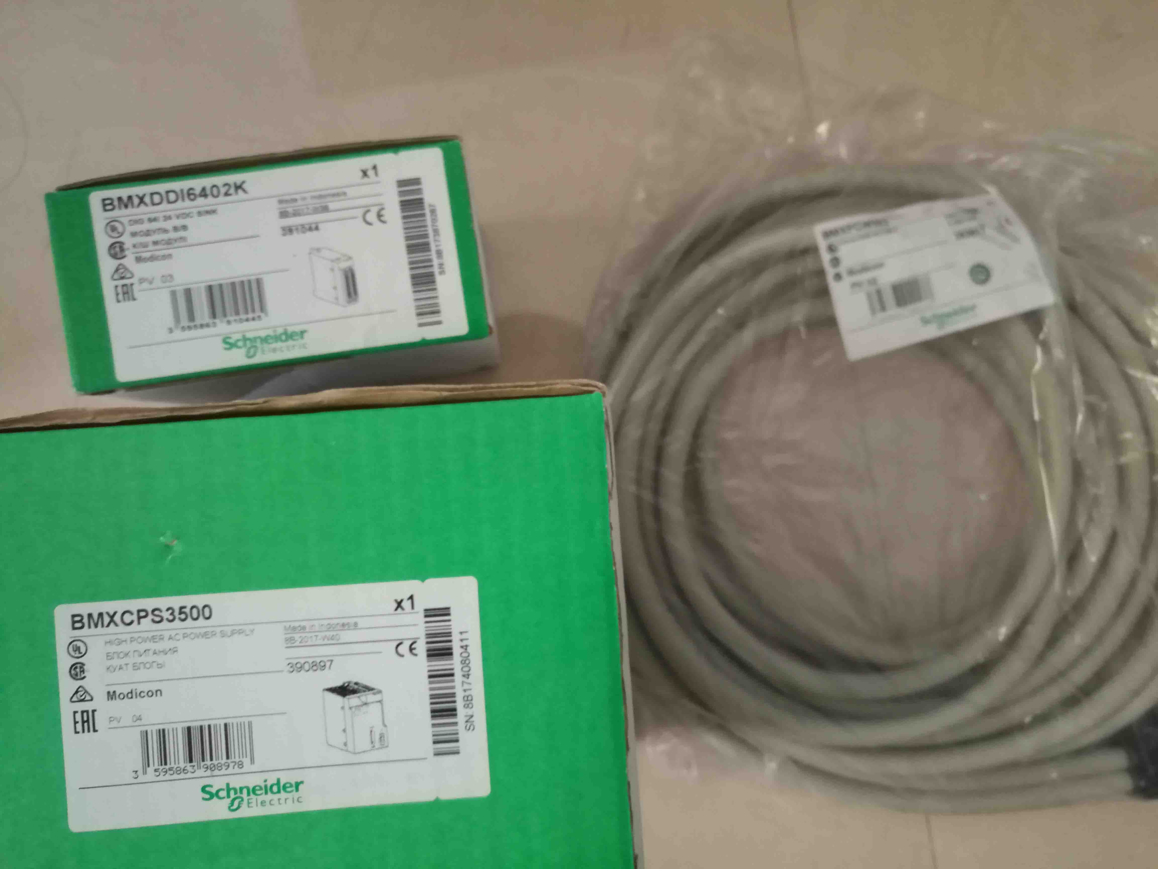 BMXCPS3500 Schneider Power supply module Original Factory Sealed New