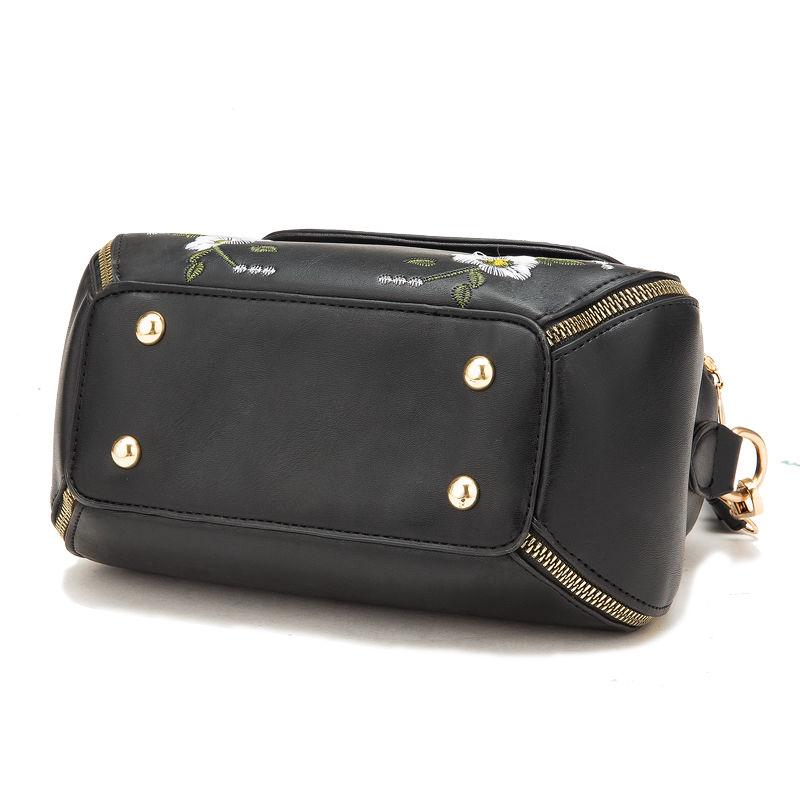 2020ファッションレディースバッグ刺繍ワンショルダーメッセンジャーバッグ