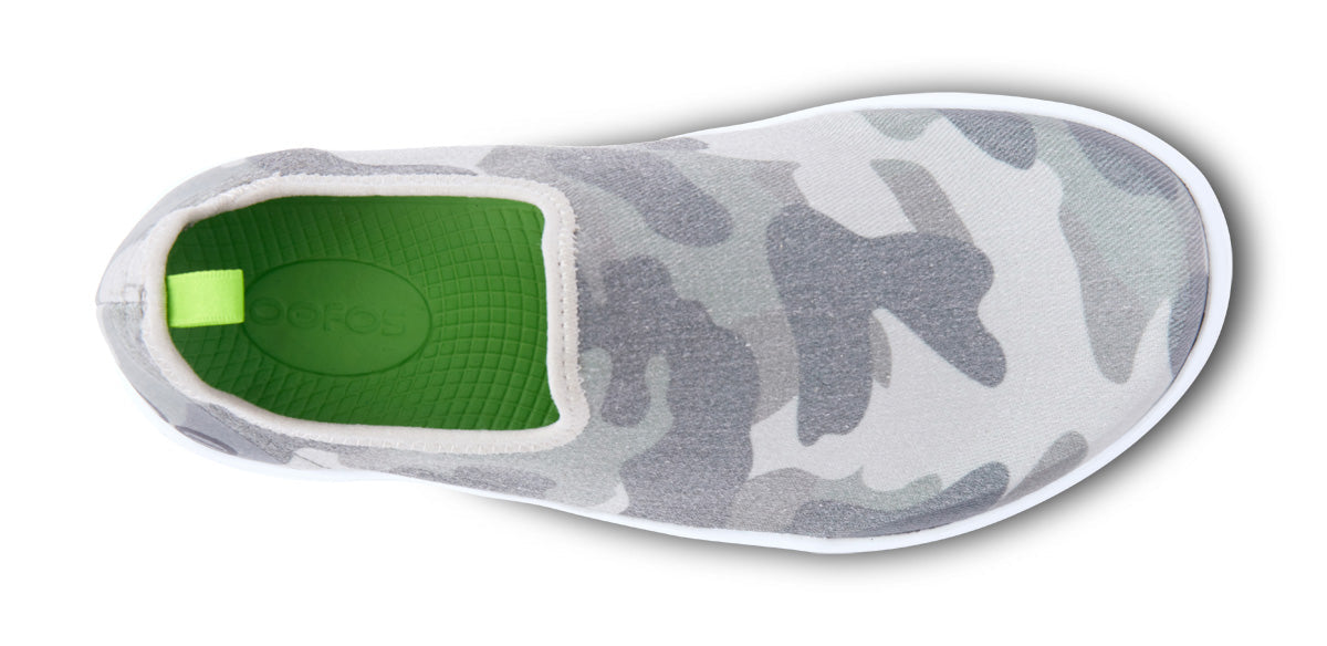 Women's OOmg eeZee Low Shoe - Green Camo