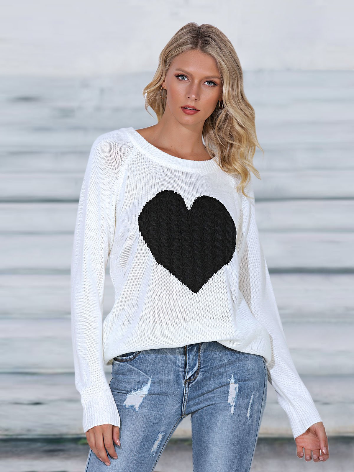 Heart Printed Crew Neck Knitted Long Sleeve Sweaters