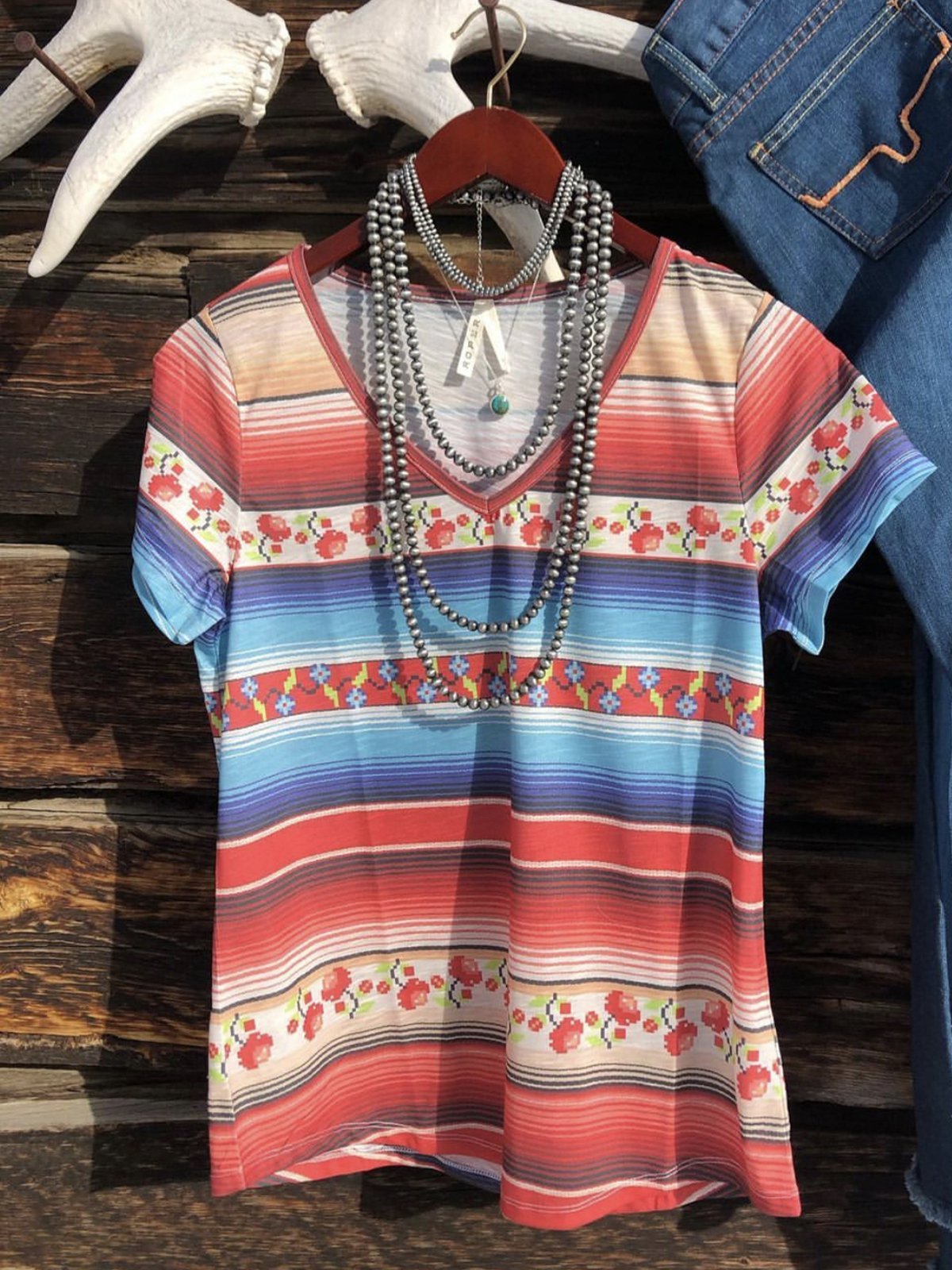 Color Geometric Short Sleeve Jersey V Neck Shirts & Tops