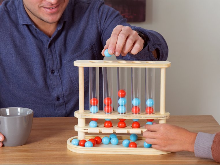 5-in-a-Row Strategy Game跟踪库存0