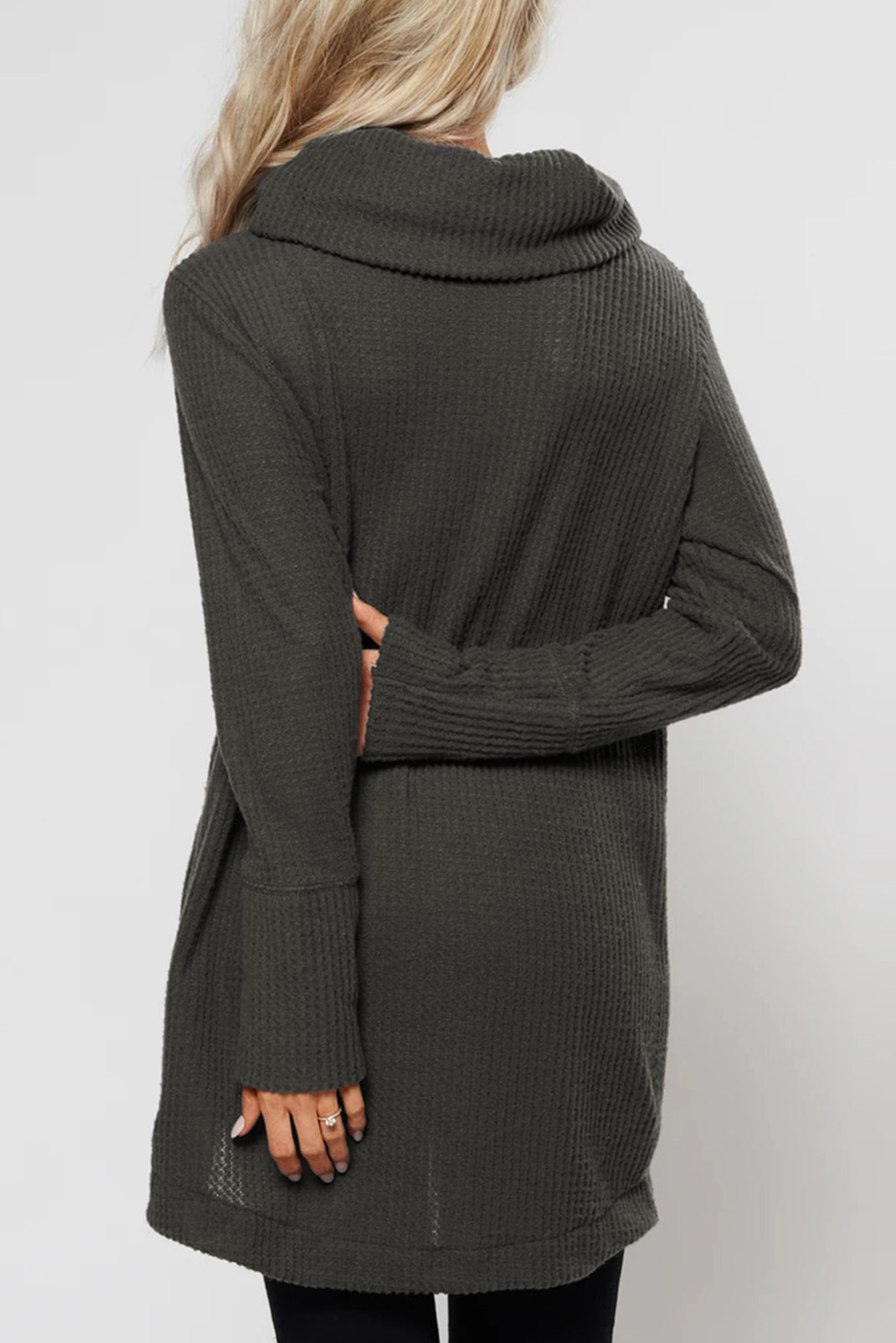 深灰色高领长袖别致排扣前开叉休闲保暖毛衣
