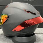 Full Face Carbon Fiber Professional Racing Helmet DOT Iridium Carbon Motorcycle Helmet with Detachable Spoiler