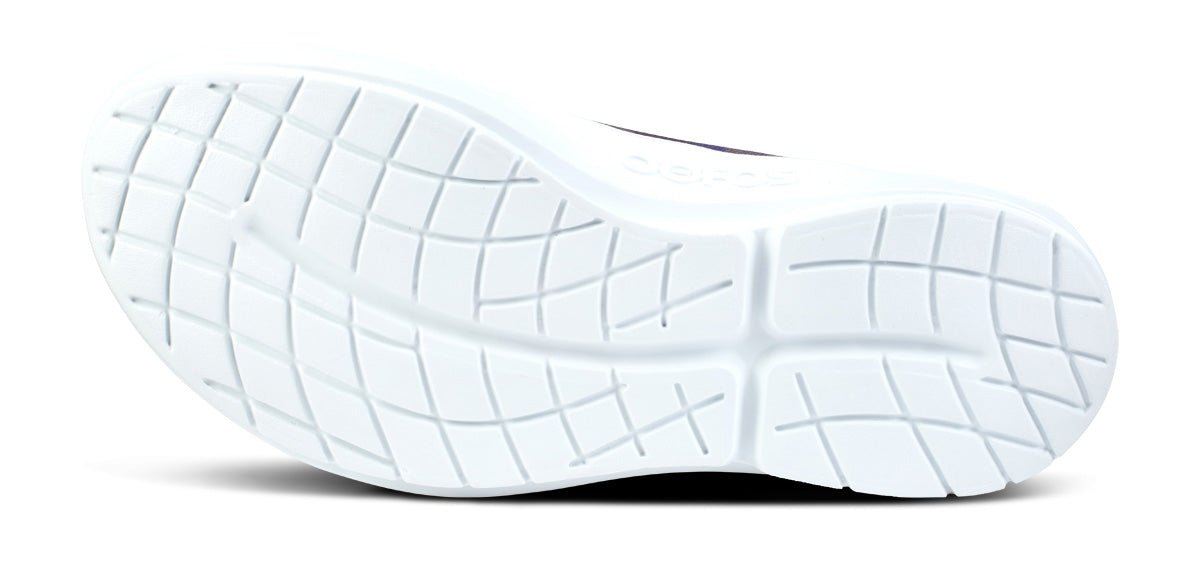 Women's OOmg eeZee Low Shoe - Midnight Camo