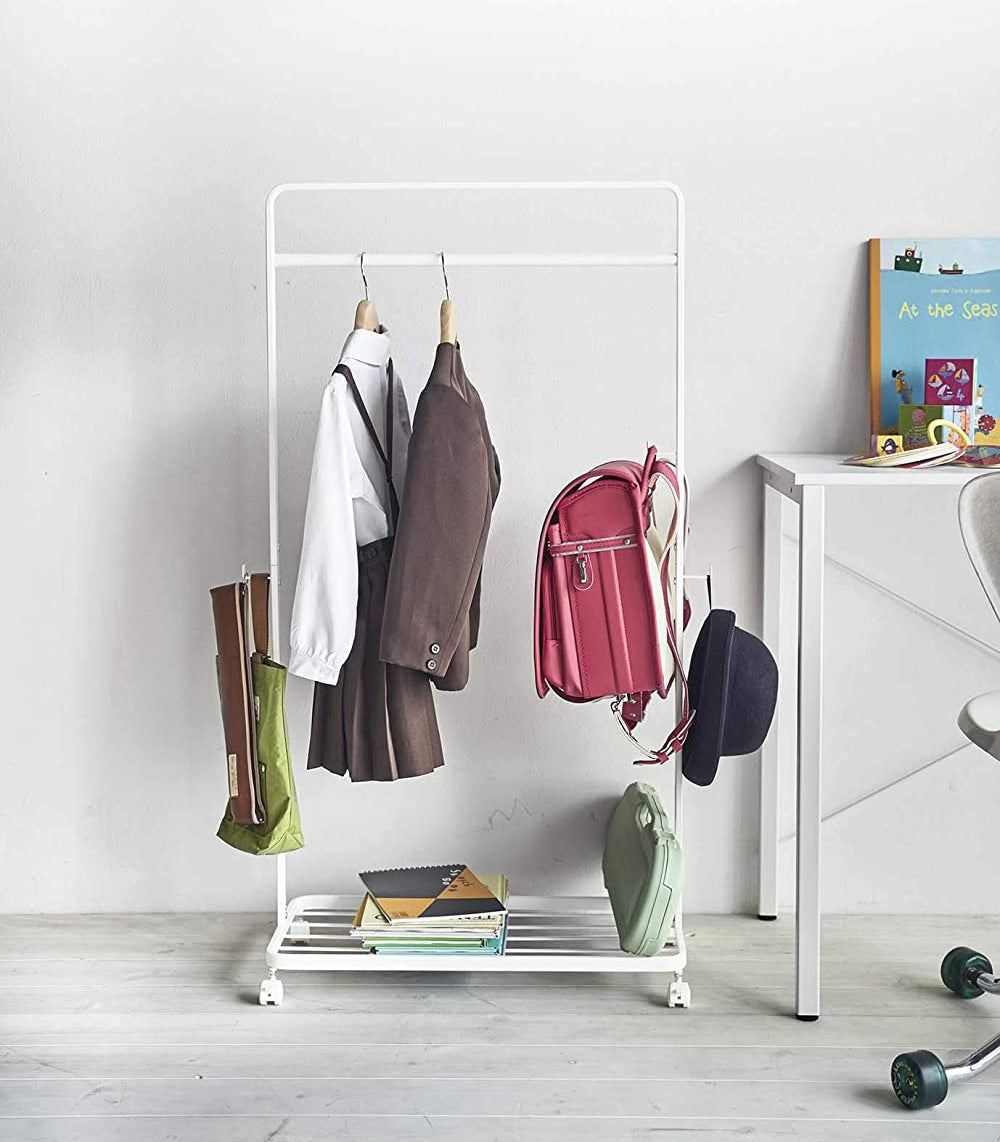 Kids�� Rolling Coat Rack �C Steel