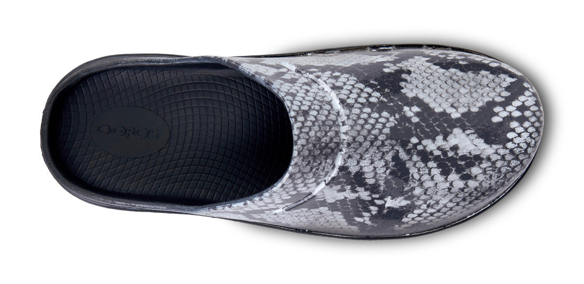 Women's OOcloog Limited Edition Clog - Snake