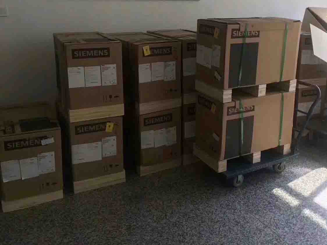 6GK7443-5FX02-0XE0 SIEMENS Simatic 400 PLC Original new factory sealed