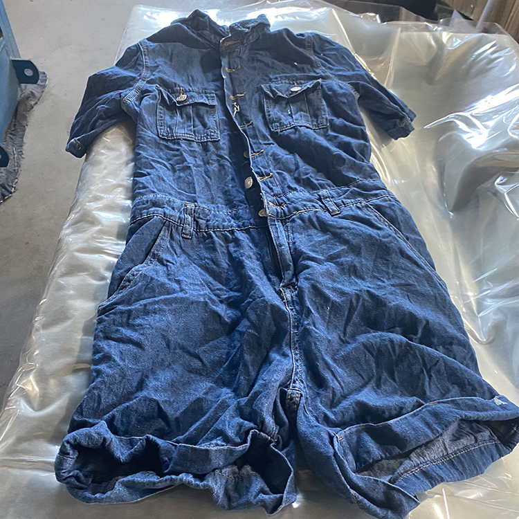 used mixed clothing bales bales 45kg  for sale