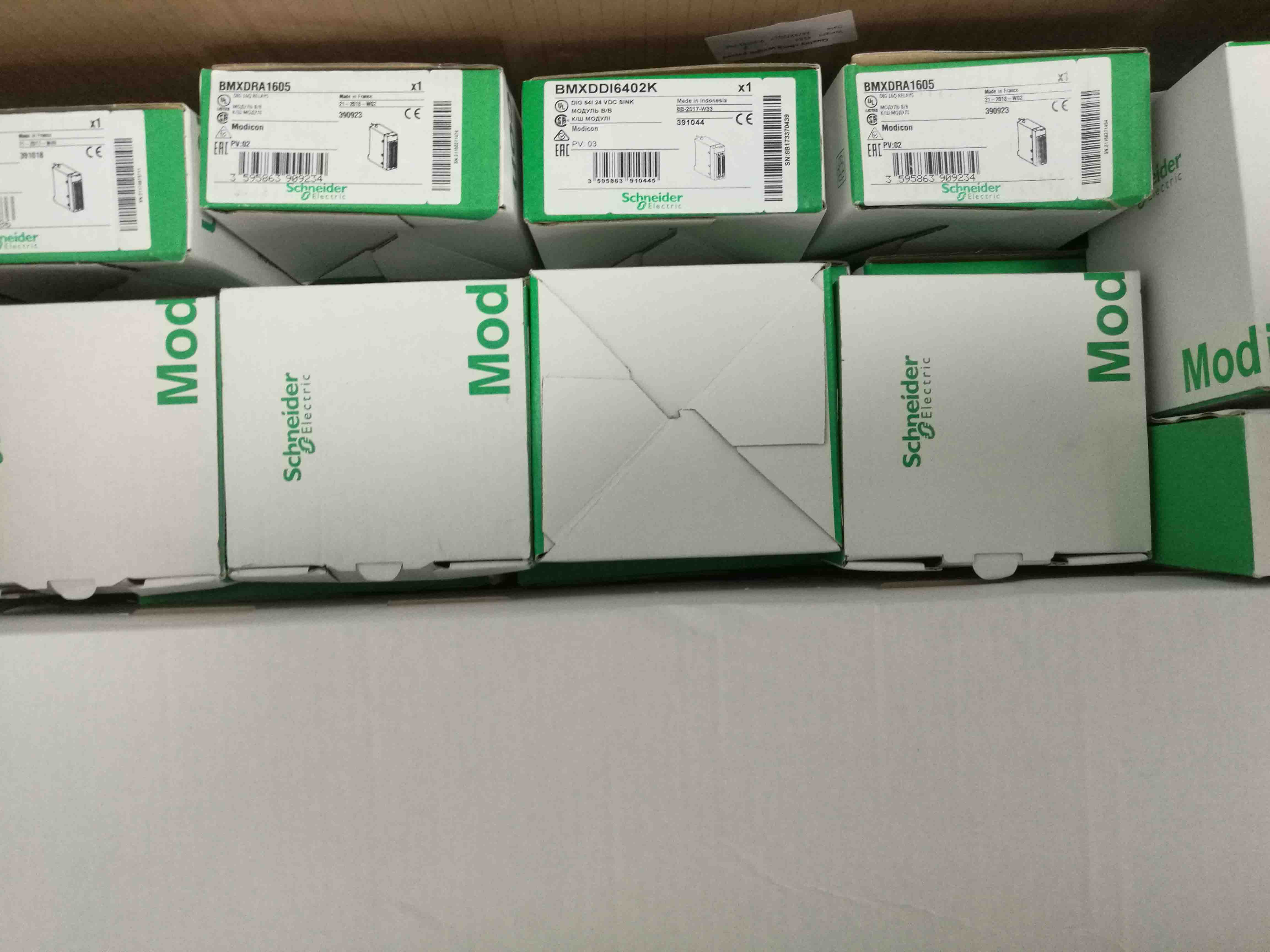 BMXDDI6402K Schneider Discrete input module Original Factory Sealed New