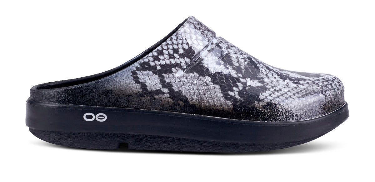 Women's OOcloog Limited Edition Clog - Snake