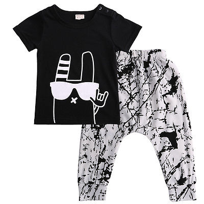Baby boy clothes2016 Brand summer kids clothes sets t-shirt+pants suit clothing set Graffiti Printed Clothes newborn sport suits