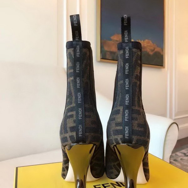 20秋季最新专柜款-芬迪Fendi经典字母LOGO超时尚百搭，鞋面是半透视纳米科技网眼FF字母布+丝绸牛皮制成！水染羊皮内里垫脚，脚感超舒适！真皮大底，防滑防透潮！