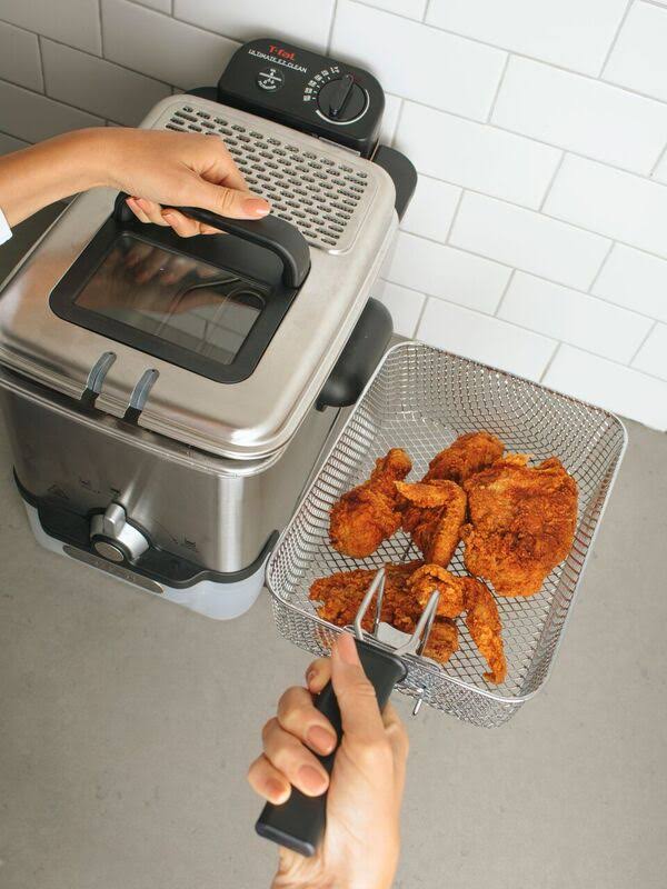 T-Fal EZ Stainless Steel 1.8 LITER Clean Deep Fryer