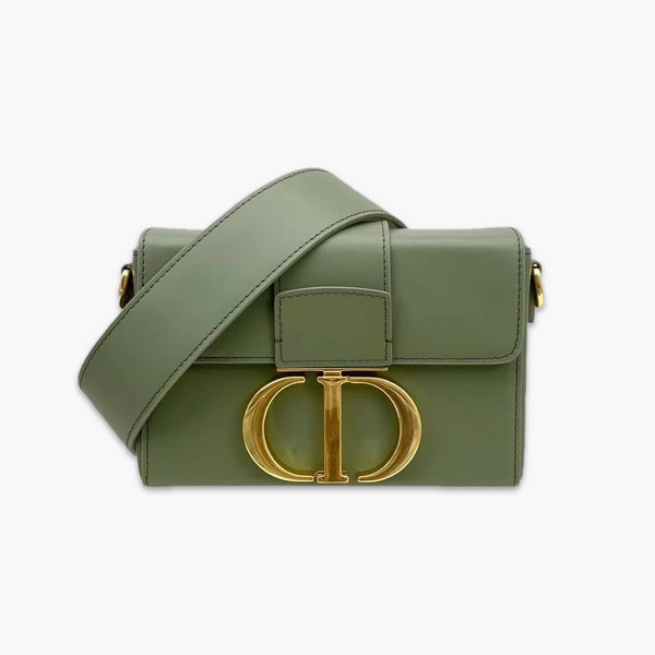 【原版皮】迪奥/Dior 30Montaigne Mini Box全皮系列，极简，高级的，带着随性的慵懒感觉，虽然说是小号，容量也是很能打的，上身无敌好看，款号：M9204