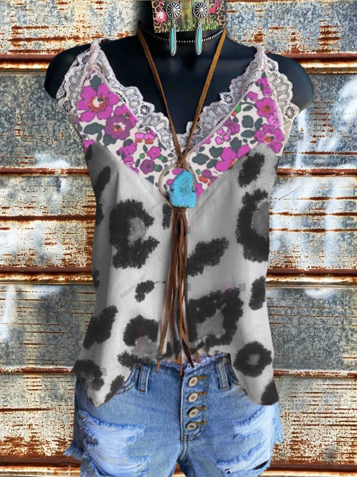 Sleeveless Holiday Color-Block Shirts & Tops