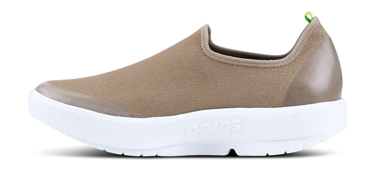 Women's OOmg eeZee Low Shoe - White Taupe