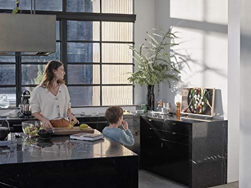 32-inch FHD Dual LED Quantum HDR Smart TV with Alexa Built-in