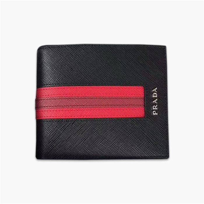 【原版皮】普拉达/Prada 短款钱夹，选用十字纹小牛皮镶嵌彩带皮革裁制而成，精湛走线均匀整齐，做工精湛，款号：2M0513