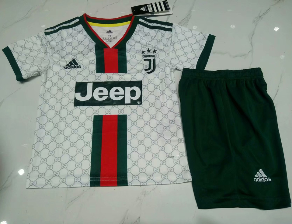 2019 Juventus Classic Kids Jersey Shirt