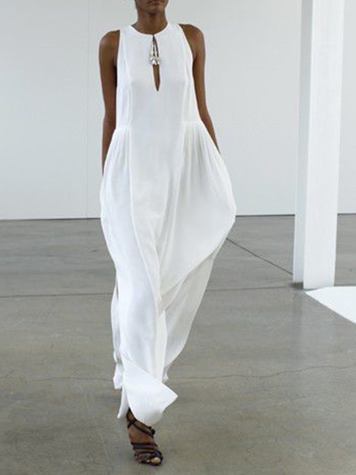 White Sleeveless Holiday Solid Dresses