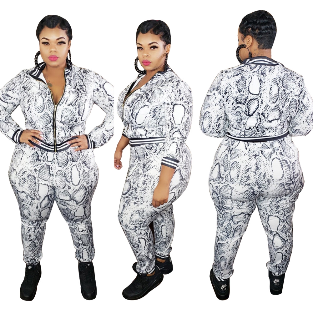 Plus Size Matching Leopard Tracksuit