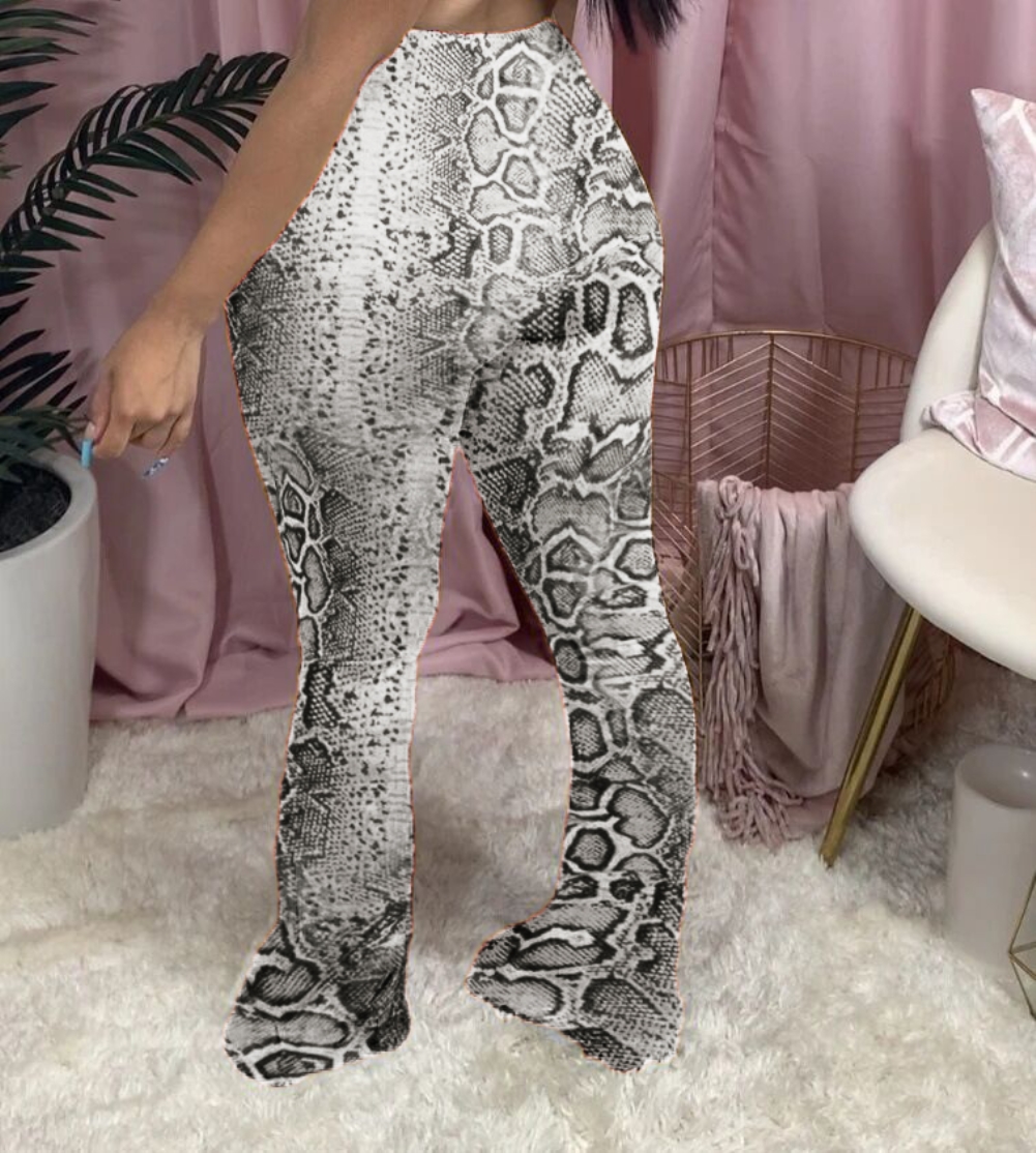 Bell Botton High Waist Leopard Trousers