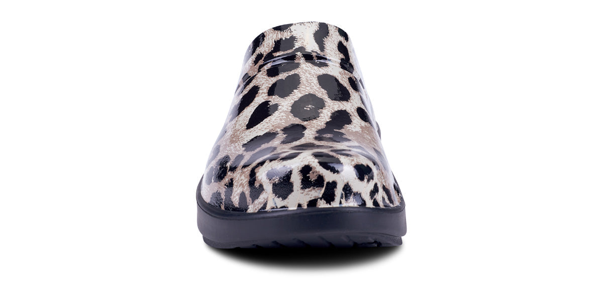Women's OOcloog Limited Edition Clog - Cheetah